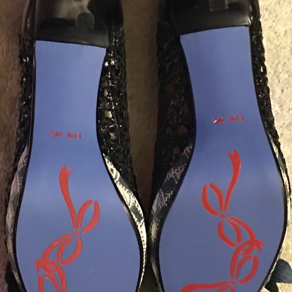 Poetic Licence Prickly Pear Black Pumps - Picture 8 of 8